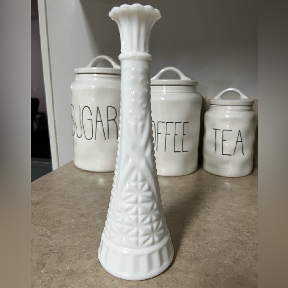 VINTAGE • Milkglass Tall Cottagecore Bud Vase Flower Vessel Milk Glass Romantic